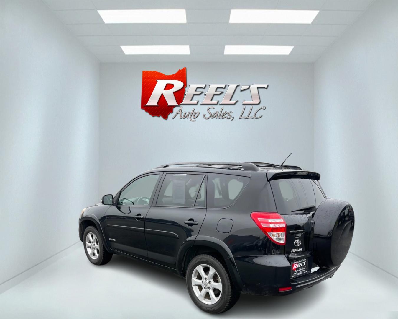 2011 Black /Tan Toyota RAV4 Limited I4 4WD (2T3DF4DV5BW) with an 2.4L I4 DOHC 16V engine, 4-Speed Automatic transmission, located at 547 E. Main St., Orwell, OH, 44076, (440) 437-5893, 41.535435, -80.847855 - Photo#10